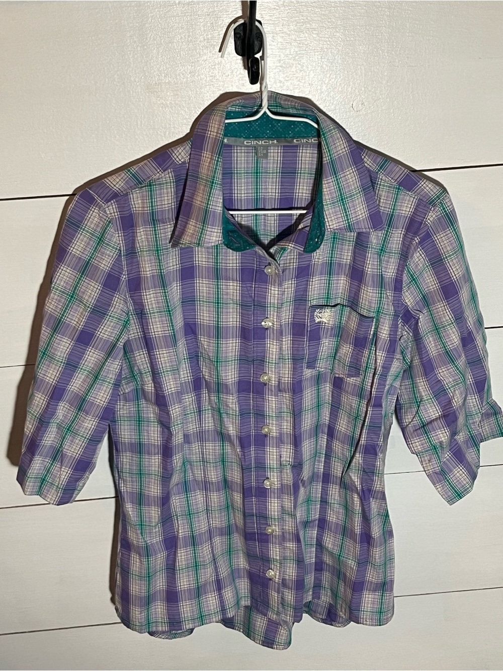 Cinch Women’s Purple Plaid Short-Sleeve Button Down Shirt